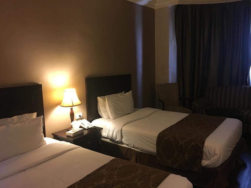 Shepherd Hotel Amman Exterior photo